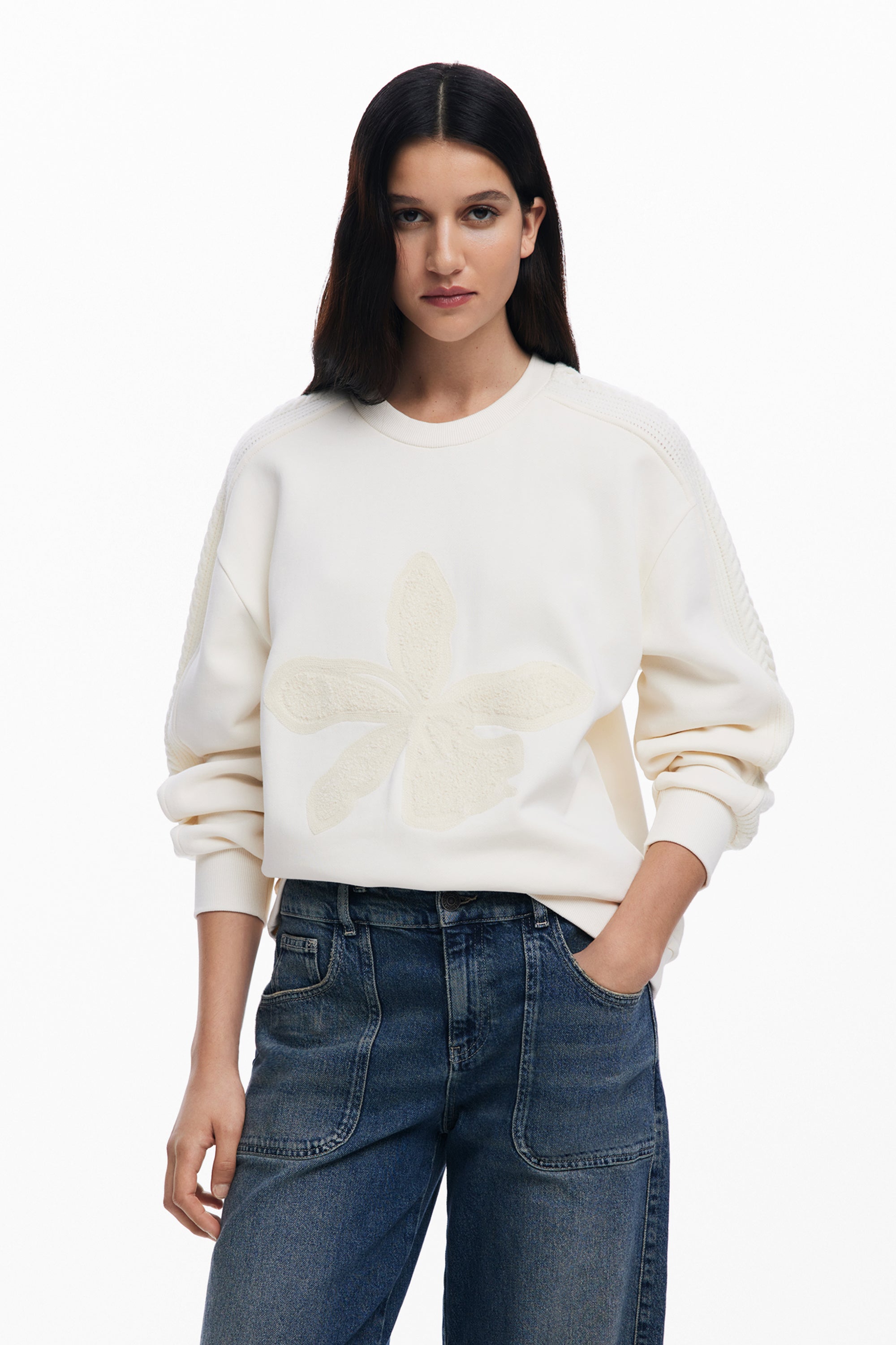 Flower Sweatshirt - Cream