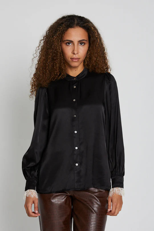 BerriesBBDura Shirt - Black