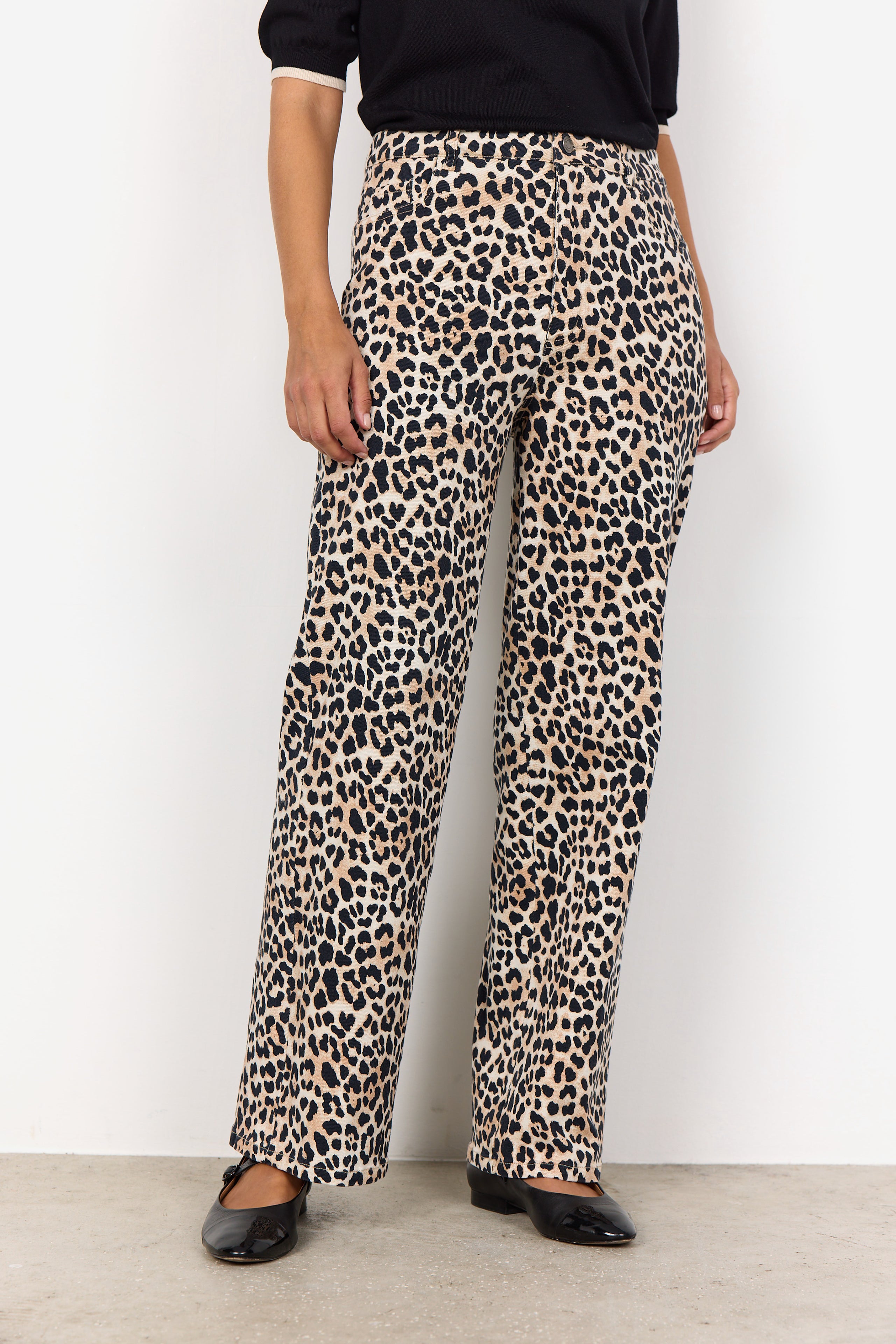Owena Wide Leg Jeans - Animal Print