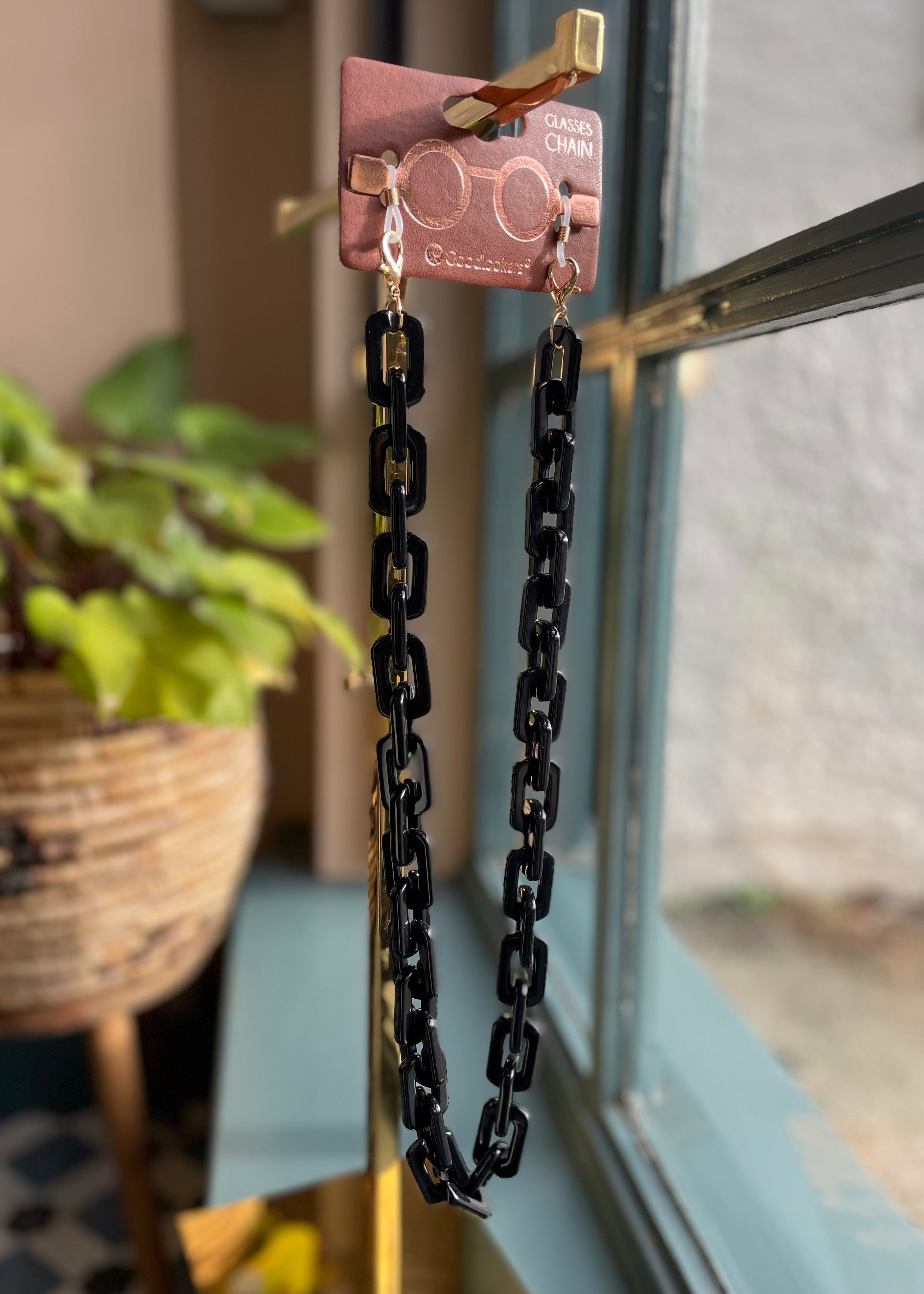 Chunky Glasses Chain in Black